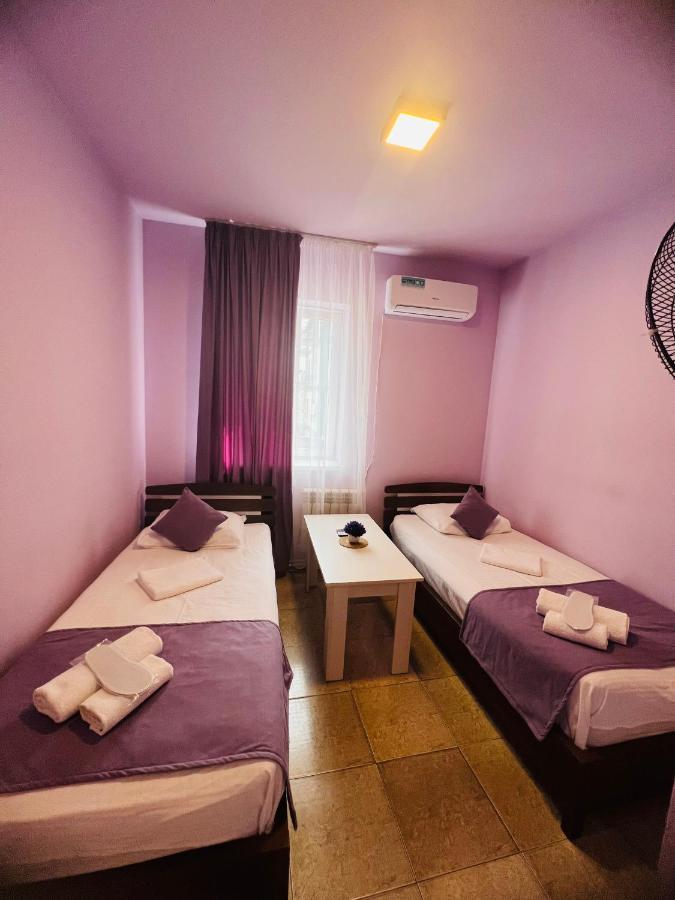Marnar Hotel Jerevan Exteriör bild